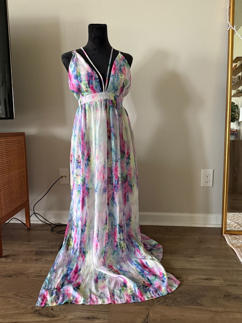 L'ATISTE Multicolor Watercolor Maxi Dress